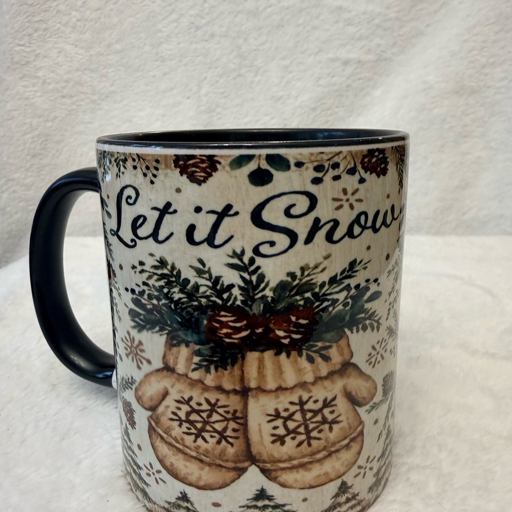 TWO Winter Glove-Themed Ceramic Mug “Let It Snowing” - 11oz